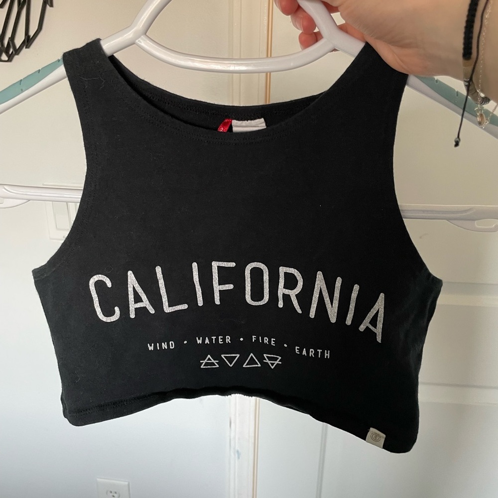 Black crop tank top
